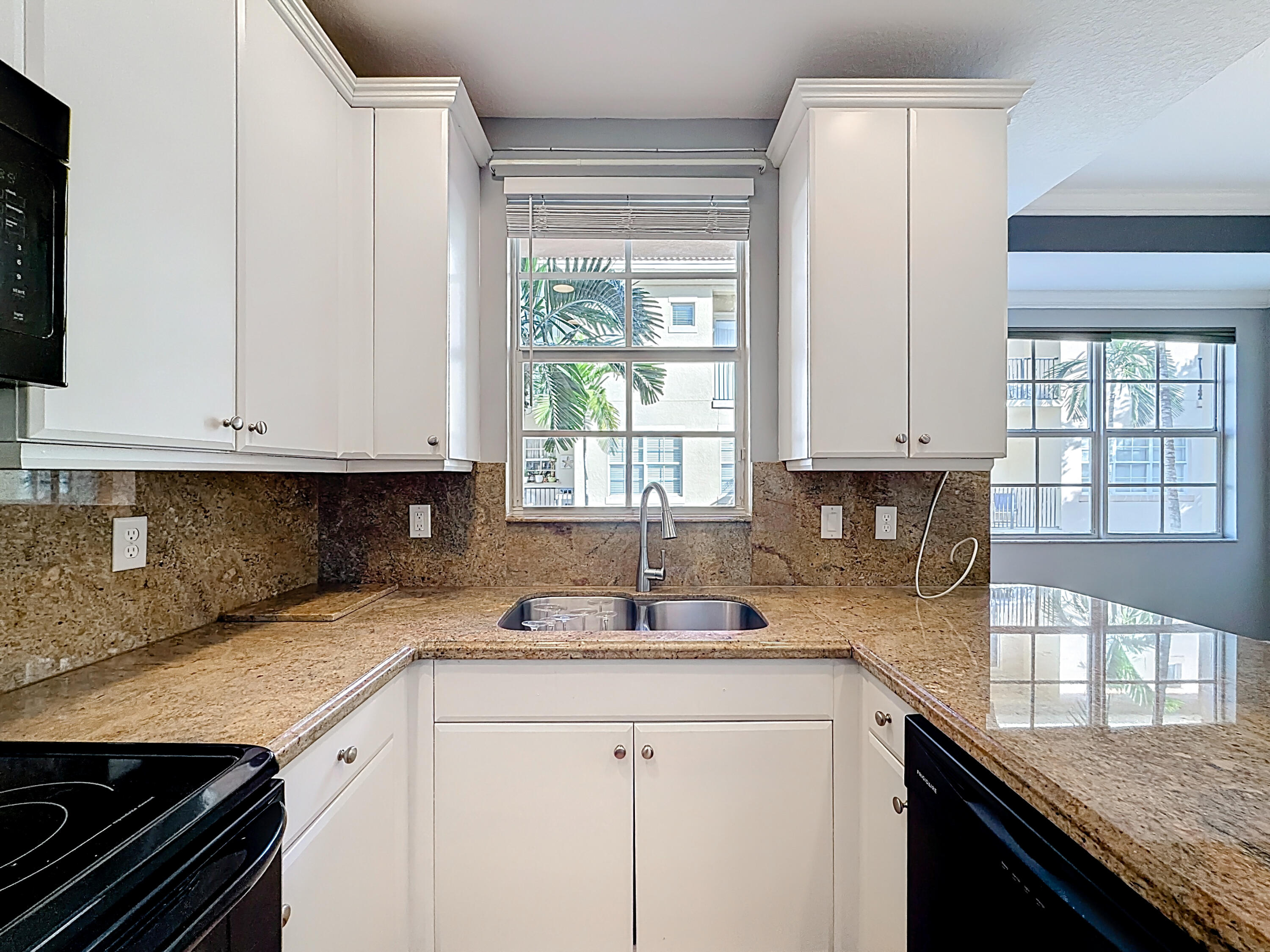 2724 Ravella Way Palm Beach Gardens, FL 33410 - Photo 29 of 50 2724 Ravella Way-56