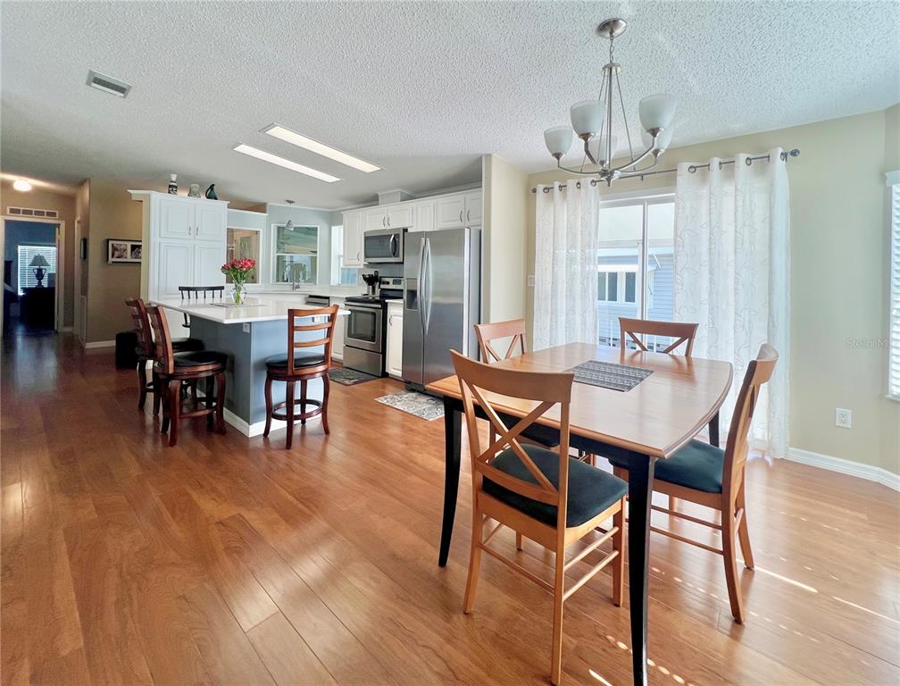 1100 South Belcher Road, Unit 512 Largo, FL 33771 - Photo 19 of 73 Dining and kitchen