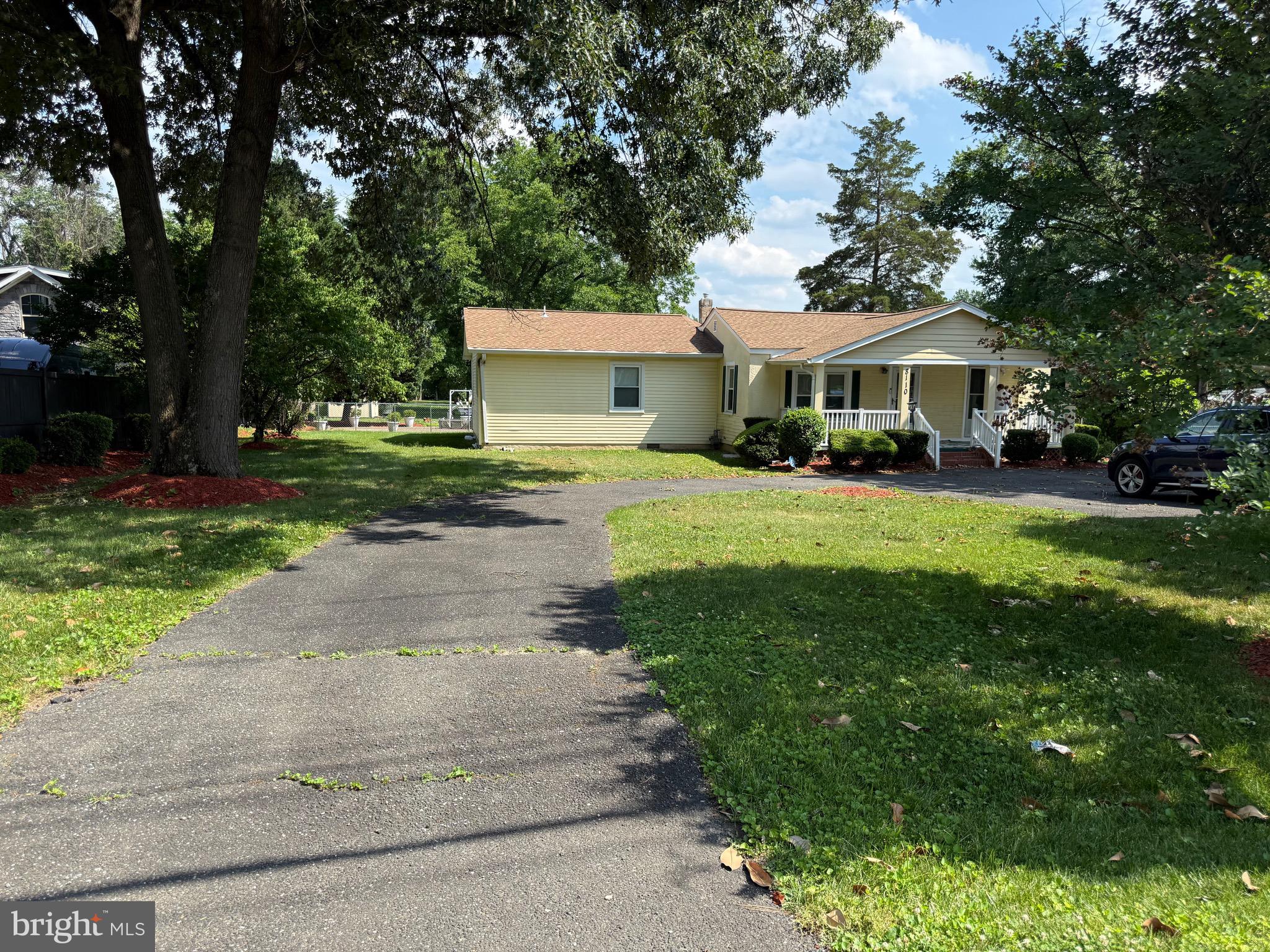 8110 Allentown Road Fort Washington, MD 20744 - Photo 7 of 41 circular driveway