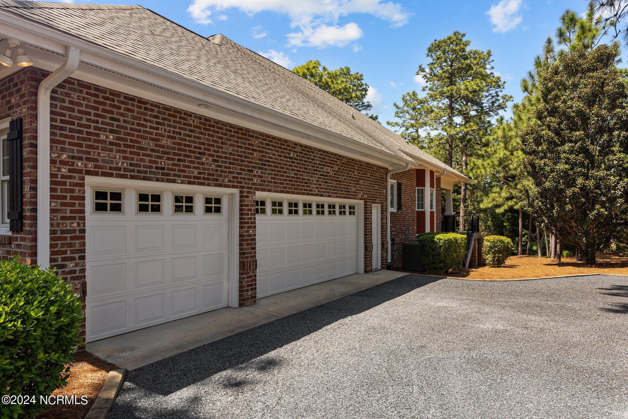 45 Oak Meadow Road Pinehurst, NC 28374 - Photo 54 of 68 3 car garage