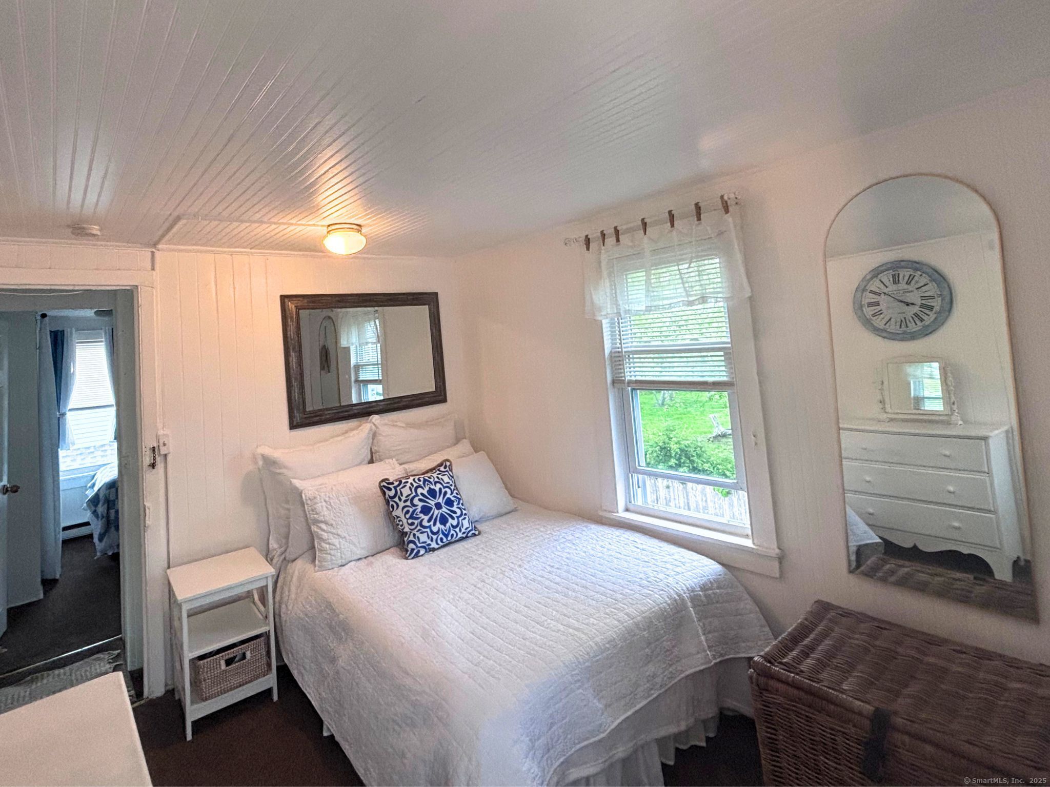 918 Fairfield Beach Road Fairfield, CT 06824 - Photo 2 of 7