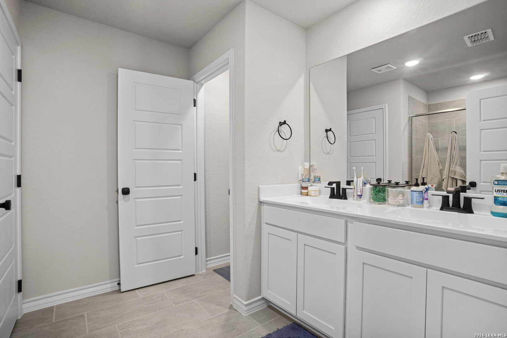 16523 Rosemary Ridge Elmendorf, TX 78112 - Photo 19 of 32