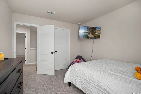 $349,900 | 16523 Rosemary Ridge, Elmendorf, TX 78112