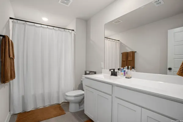 $349,900 | 16523 Rosemary Ridge, Elmendorf, TX 78112