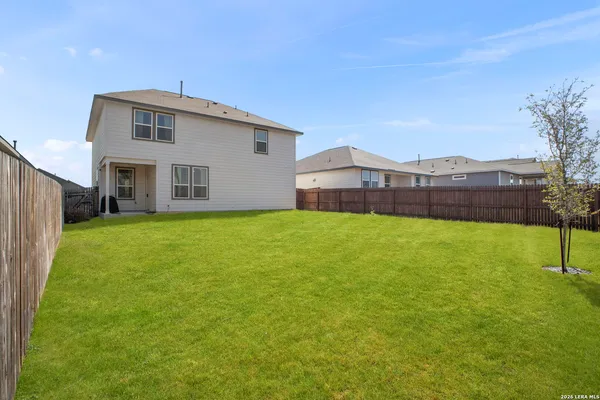 $349,900 | 16523 Rosemary Ridge, Elmendorf, TX 78112