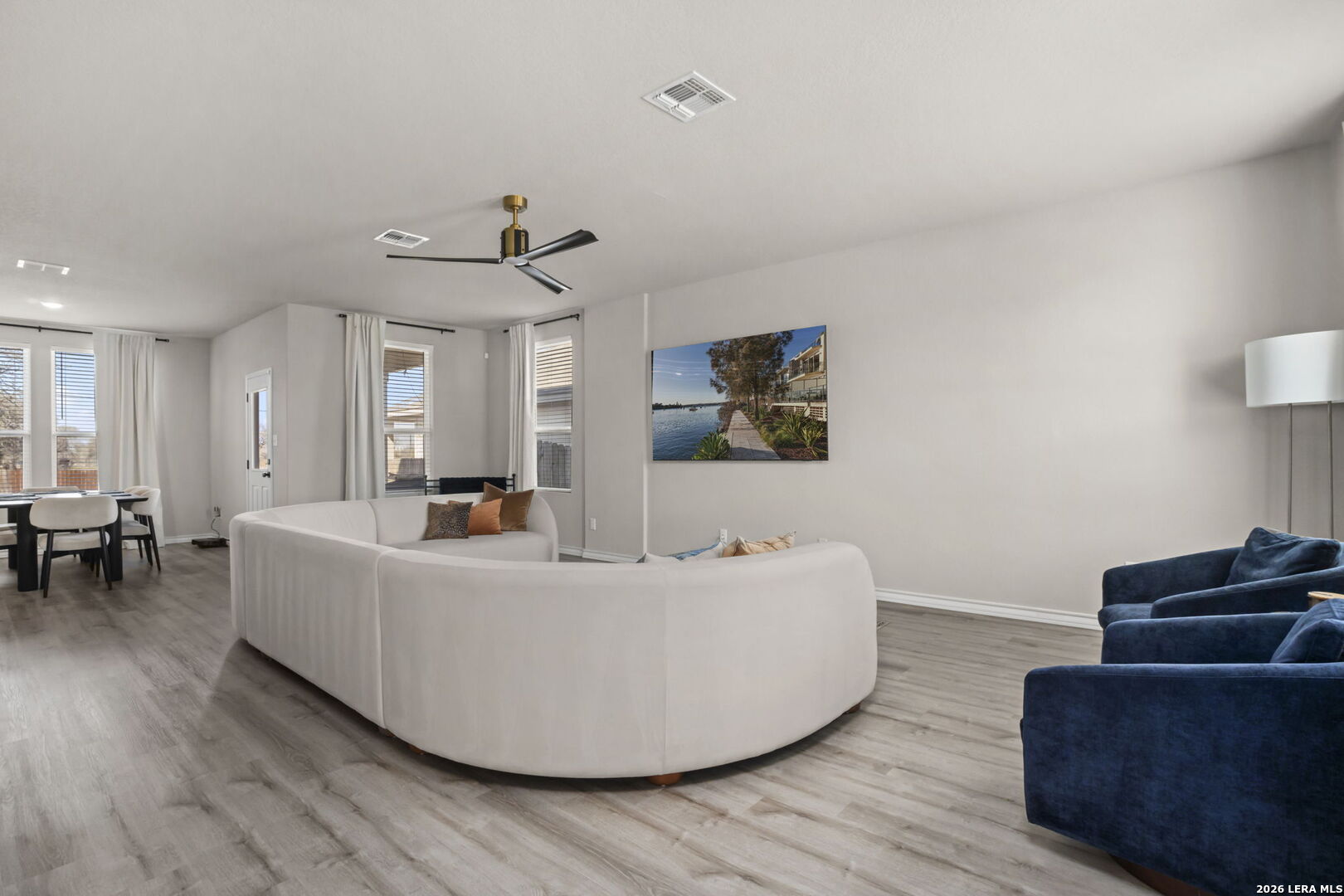 16523 Rosemary Ridge Elmendorf, TX 78112 - Photo 6 of 32