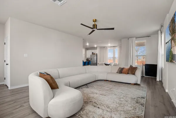 $349,900 | 16523 Rosemary Ridge, Elmendorf, TX 78112