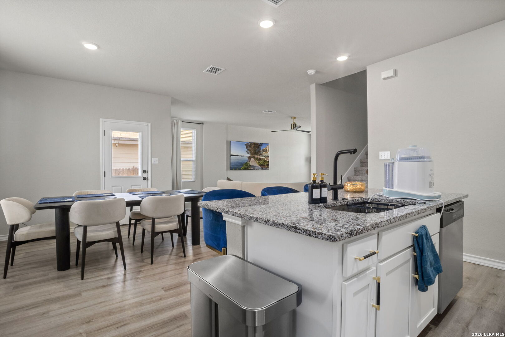 16523 Rosemary Ridge Elmendorf, TX 78112 - Photo 9 of 32