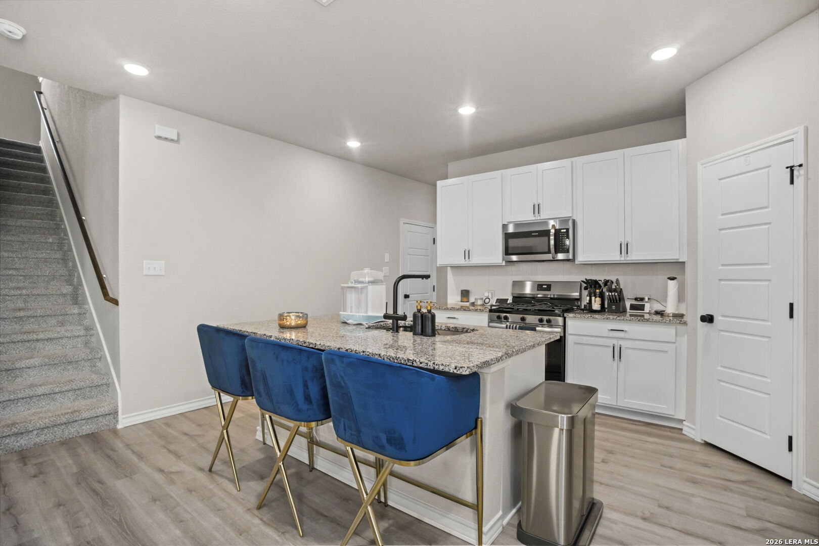 16523 Rosemary Ridge Elmendorf, TX 78112 - Photo 10 of 32