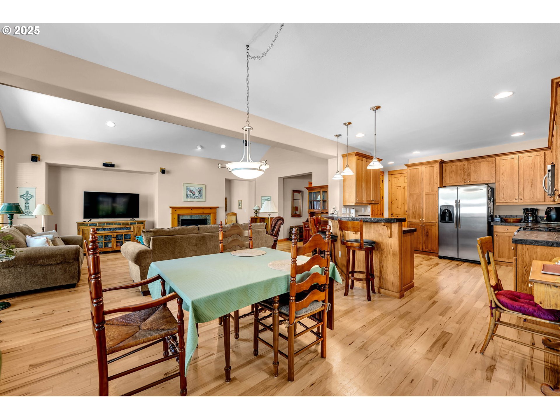 19606 Southeast 26th Way Camas, WA 98607 - Photo 12 of 40 Dining Room