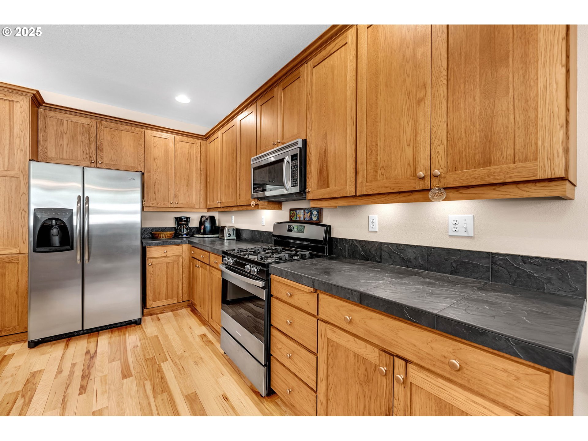 19606 Southeast 26th Way Camas, WA 98607 - Photo 16 of 40 Kitchen