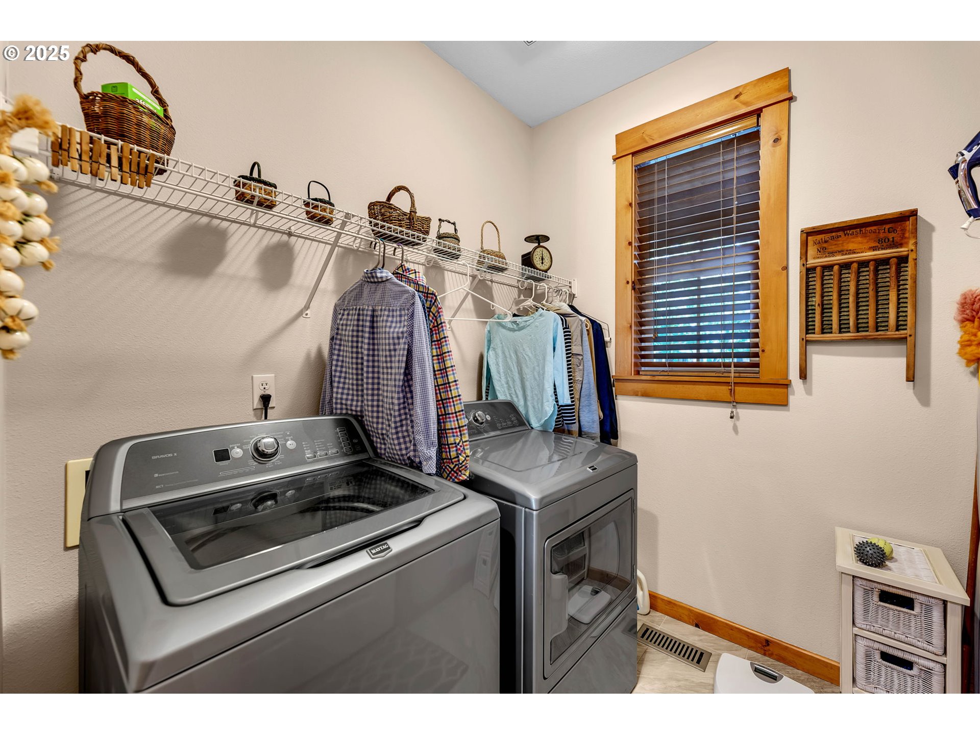 19606 Southeast 26th Way Camas, WA 98607 - Photo 31 of 40 Laundry