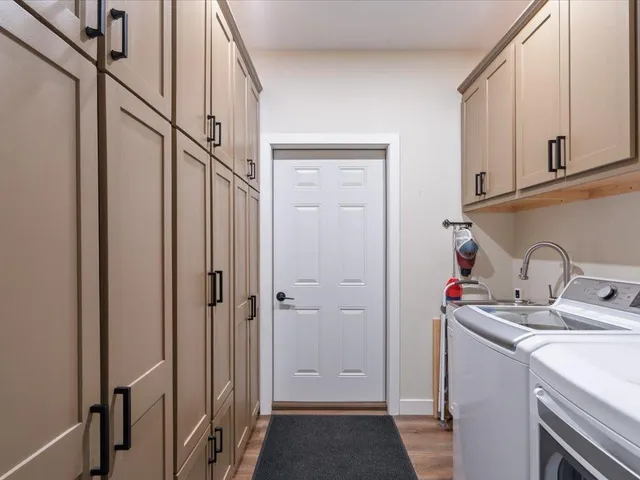 $729,000 | 2855 Southwest 8th Street, Grand Rapids, MN 55744