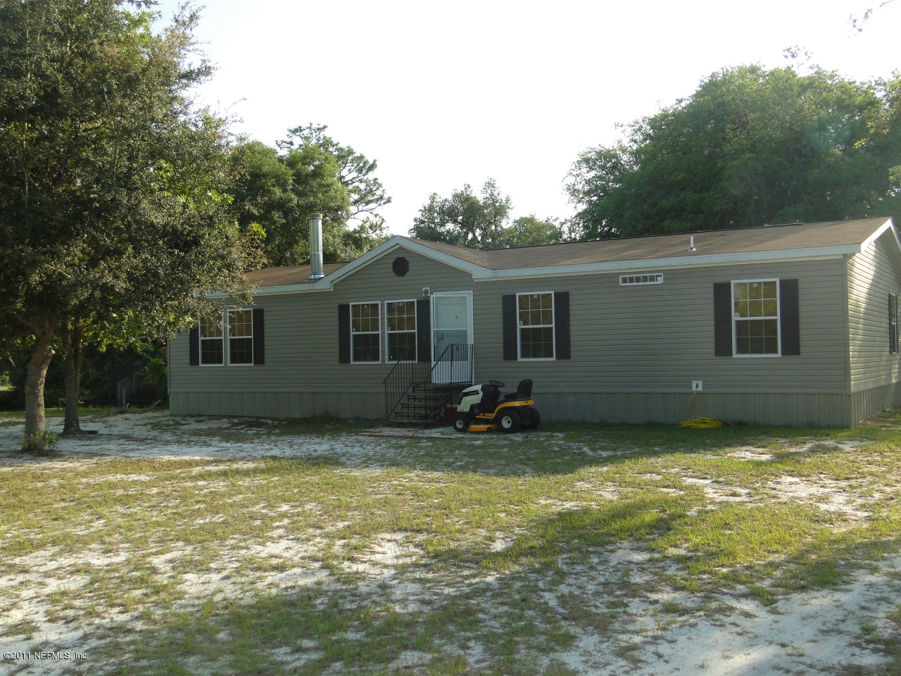 144 Osteen Road Interlachen, FL 32148 - Photo 1 of 12 Exterior Front