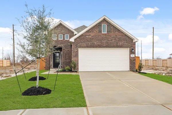 $249,900 | 580 Long Br Drive, Dayton, TX 77535