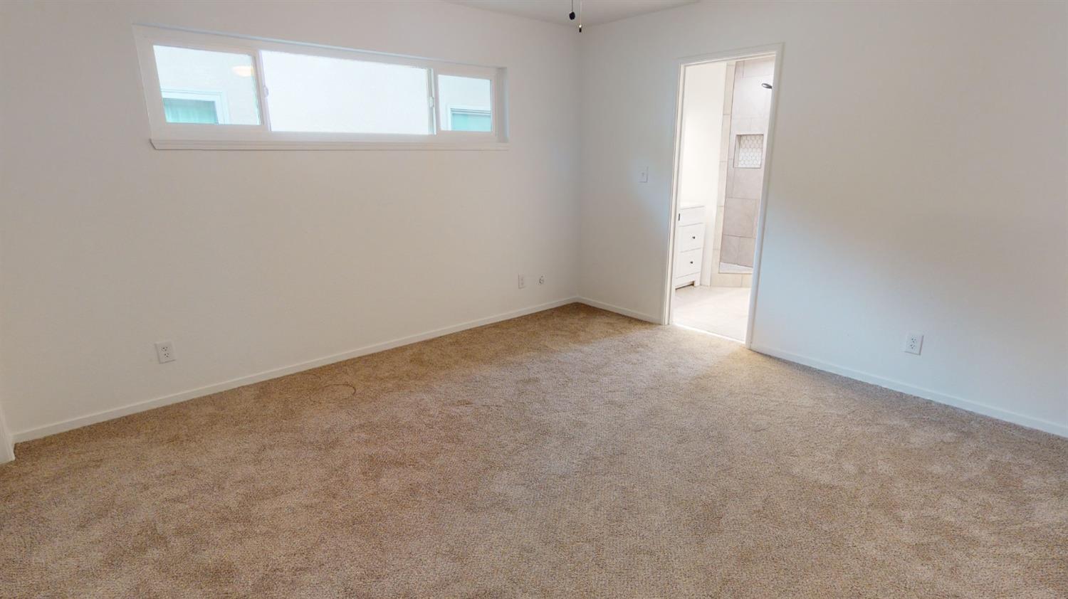 1237 De Cesari Avenue Madera, CA 93637 - Photo 17 of 24 an empty room with windows