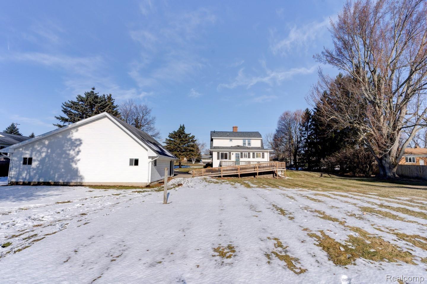 7255 Miller Road Swartz Creek, MI 48473 - Photo 23 of 24 DSC03943_4_5.jpg