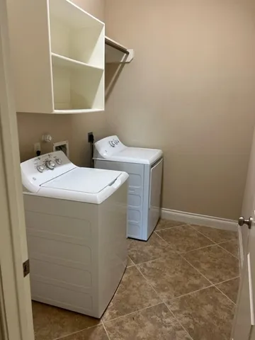 $2,735 | 2008 Biscayne Lake Drive, Pearland, TX 77584