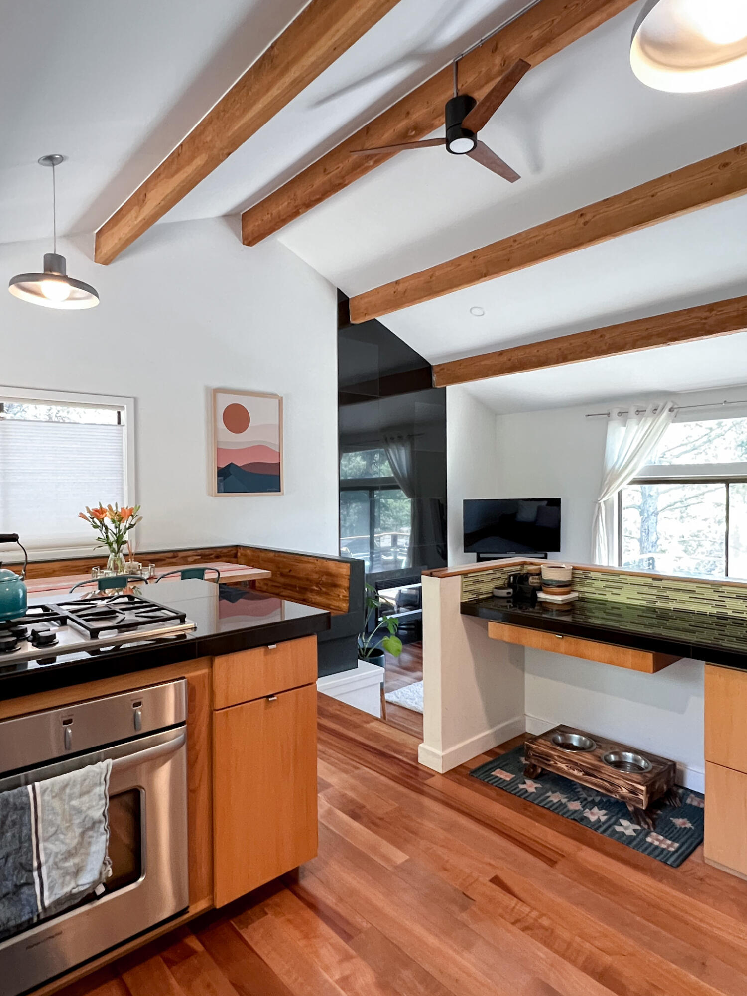 636 Northwest Silver Buckle Road Bend, OR 97703 - Photo 10 of 29 10NWSilverBuckle636