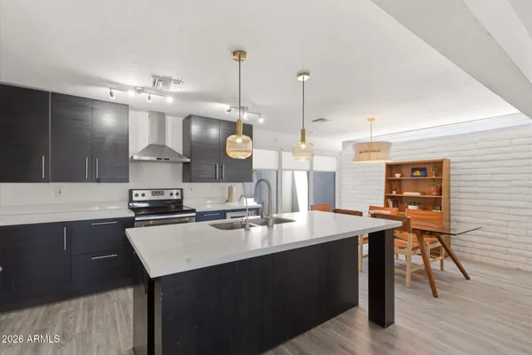 $940,000 | 3020 East Wethersfield Road, Phoenix, AZ 85032