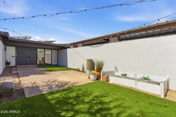 $940,000 | 3020 East Wethersfield Road, Phoenix, AZ 85032