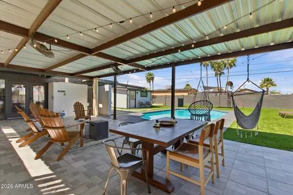 $940,000 | 3020 East Wethersfield Road, Phoenix, AZ 85032