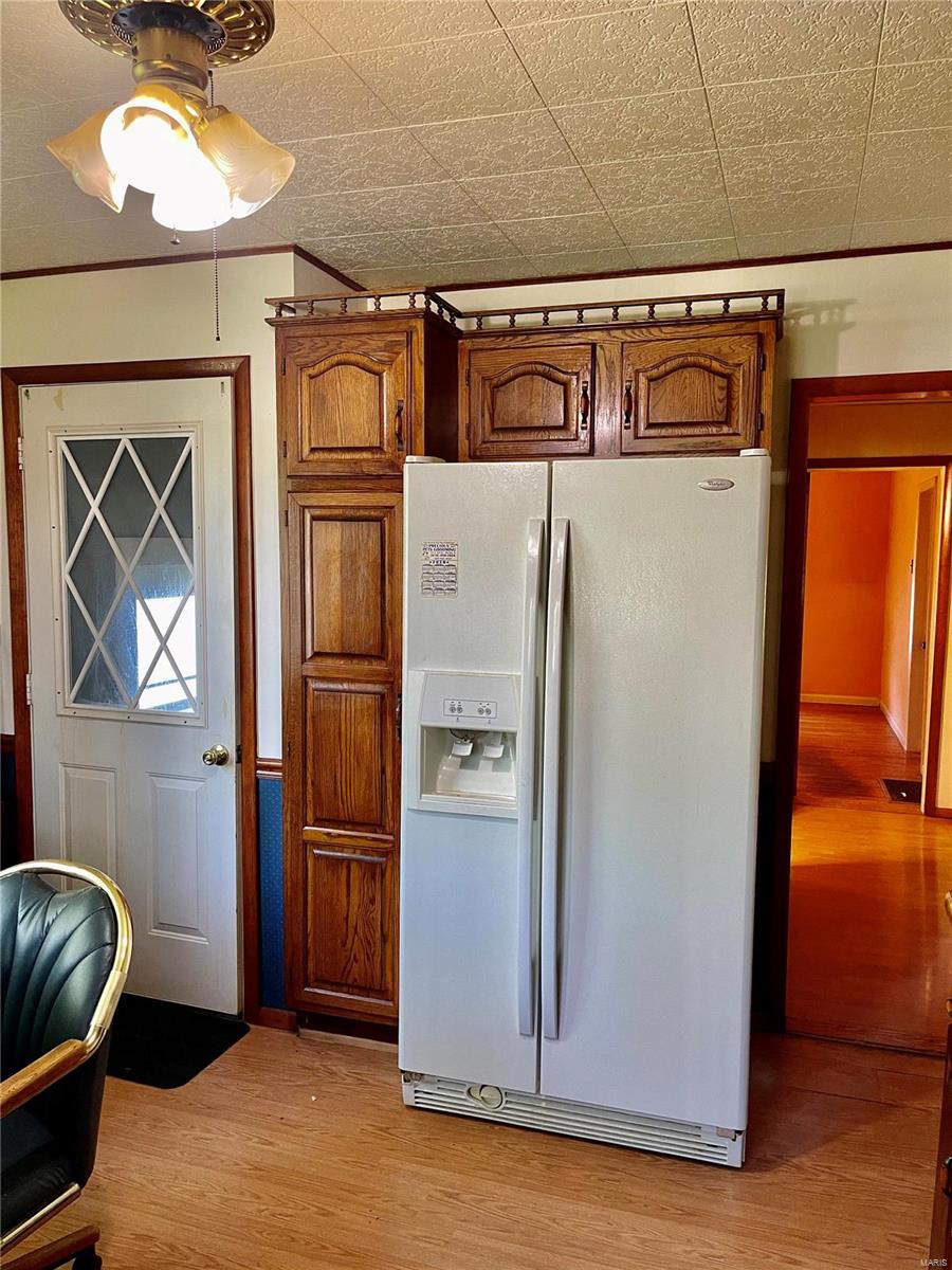 121 Kansas Street Worden, IL 62097 - Photo 11 of 12 Gallery Image 11