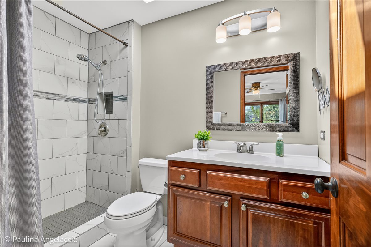 321 Bryan Drive Cary, IL 60013 - Photo 19 of 35