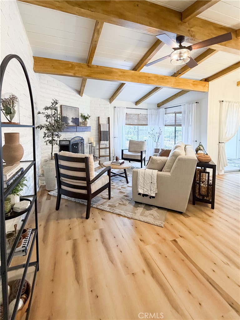 3252 Vía Altamira Fallbrook, CA 92028 - Photo 4 of 48