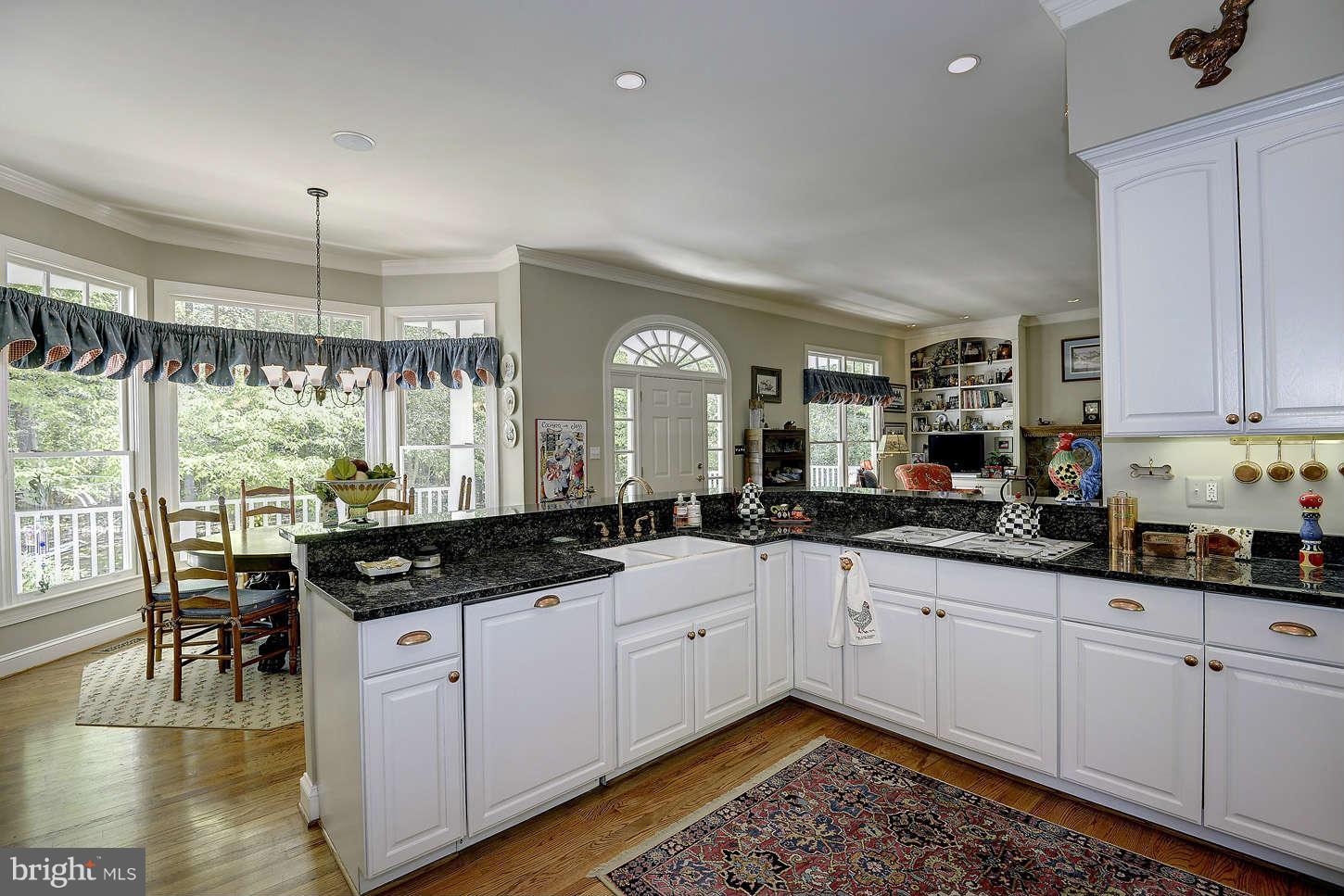 6009 Chapman Road Lorton, VA 22079 - Photo 15 of 30 Kitchen Overall