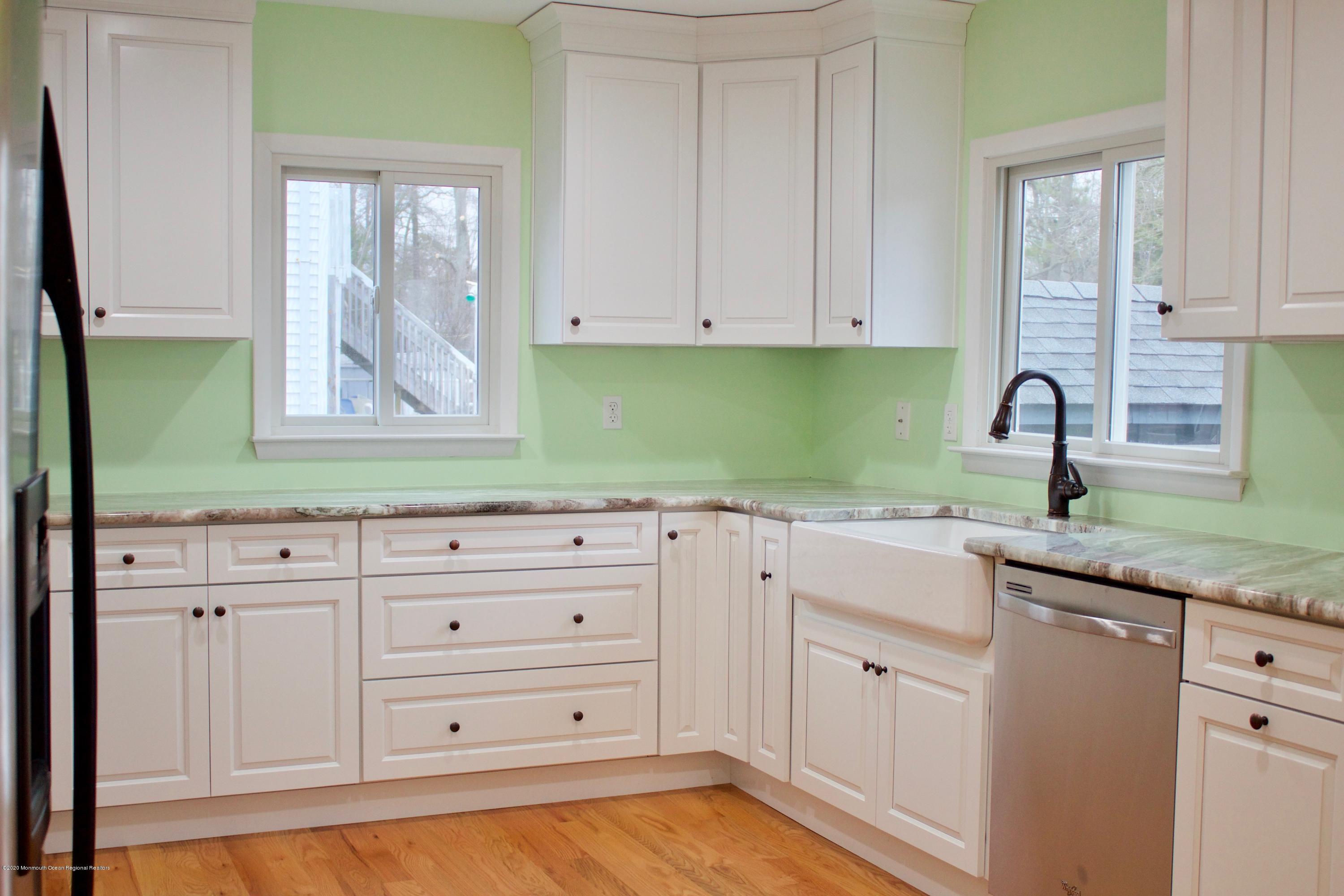 572 Drum Point Road Brick, NJ 08723 - Photo 3 of 32 IMG_0838