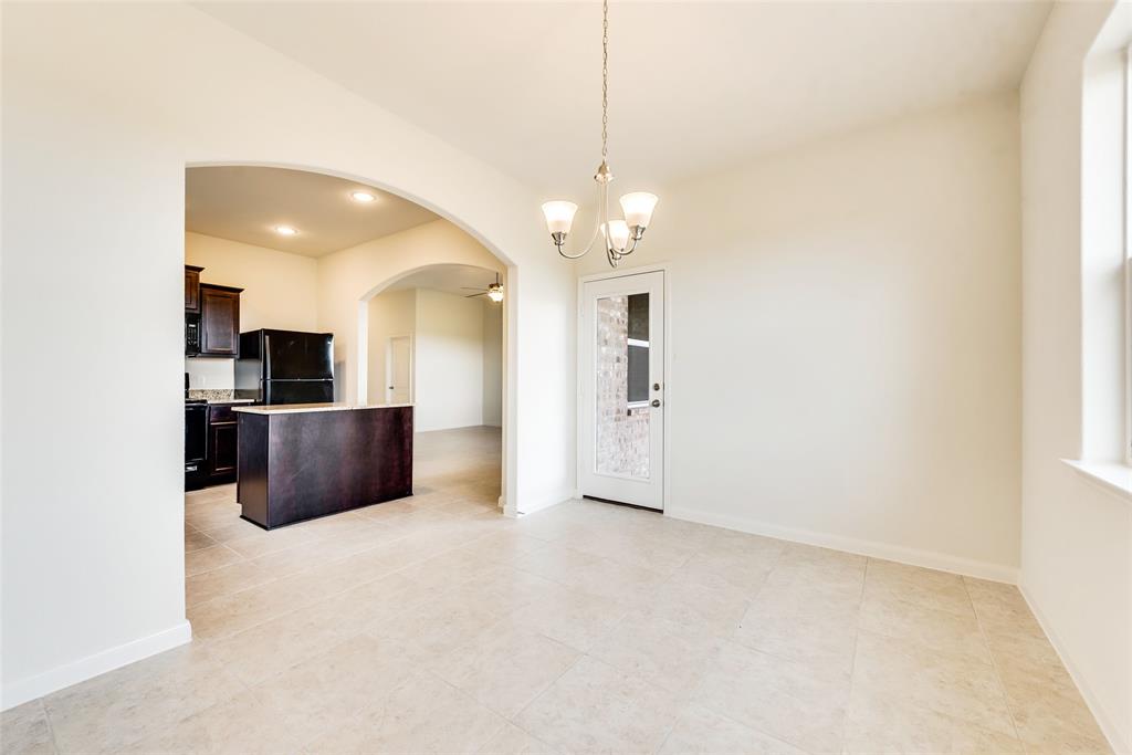 905 Summer Stream Road Denton, TX 76207 - Photo 7 of 14
