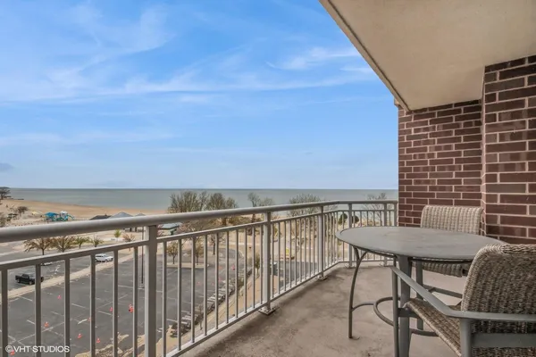 $2,950,000 | 200 Lake Street, Unit 7A/8A, St. Joseph, MI 49085