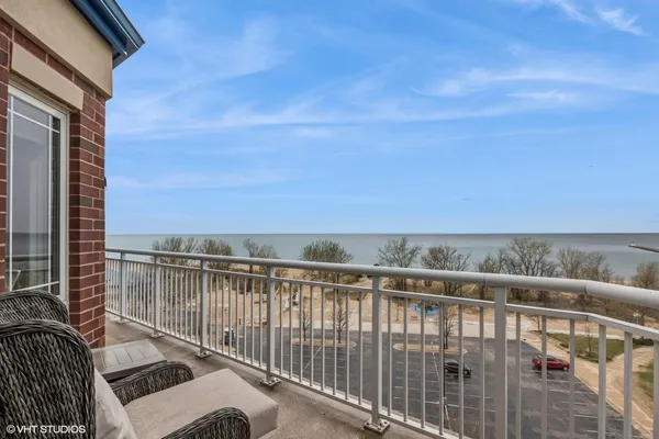 $2,950,000 | 200 Lake Street, Unit 7A/8A, St. Joseph, MI 49085