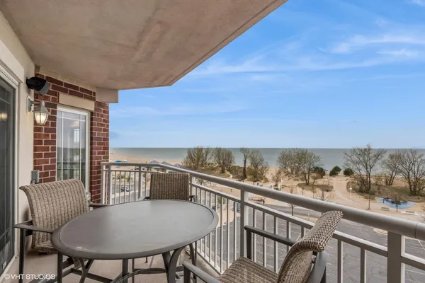 $2,950,000 | 200 Lake Street, Unit 7A/8A, St. Joseph, MI 49085