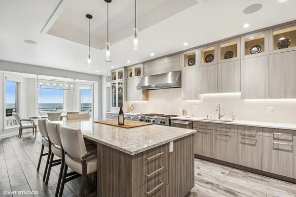 $2,950,000 | 200 Lake Street, Unit 7A/8A, St. Joseph, MI 49085