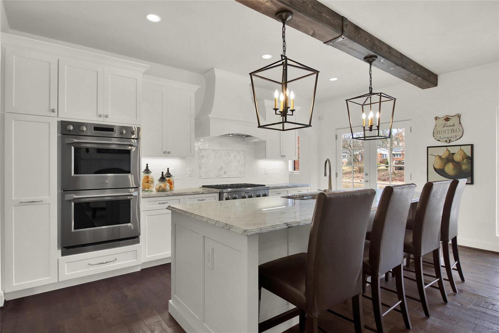 1819 Camberly Road St. Louis, MO 63131 - Photo 8 of 52 Gallery Image 8