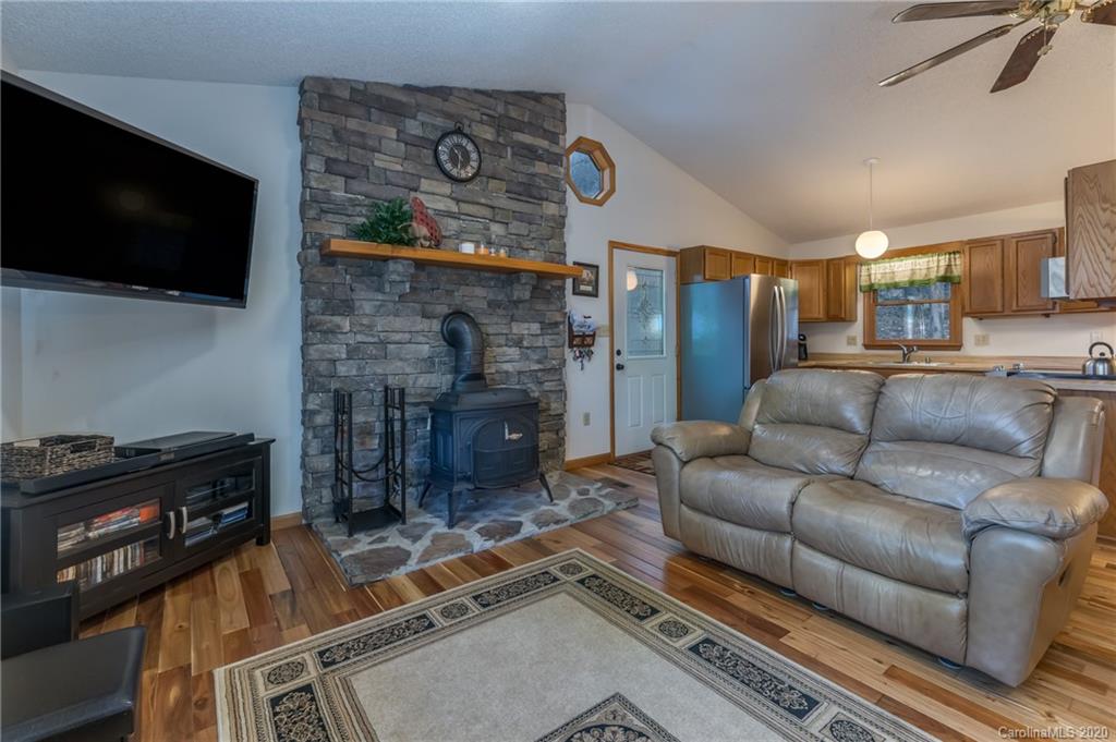 764 Georgia Cliff Road Tryon, NC 28782 - Photo 8 of 28