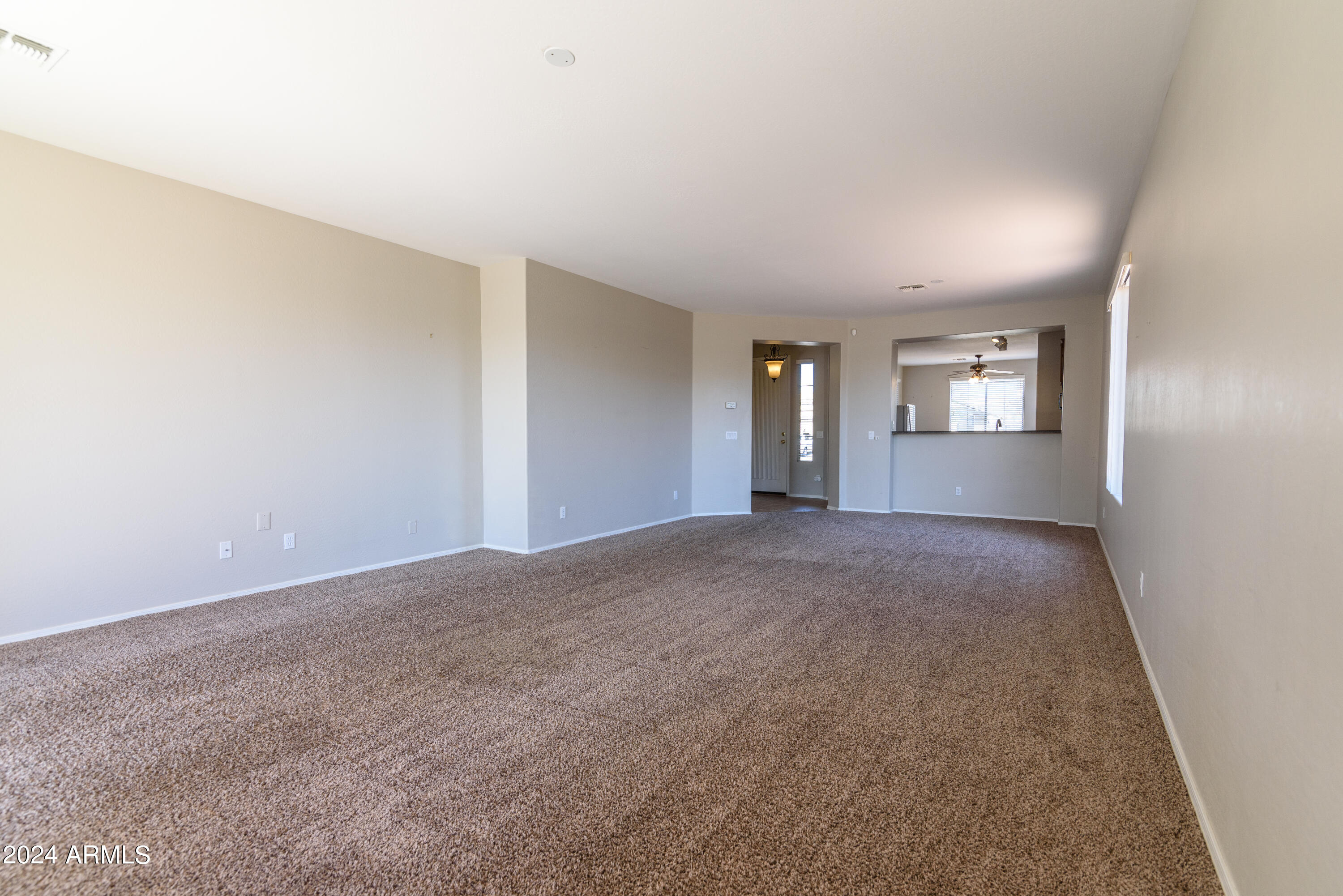 15467 West Redfield Road Surprise, AZ 85379 - Photo 11 of 28 11 Great Room
