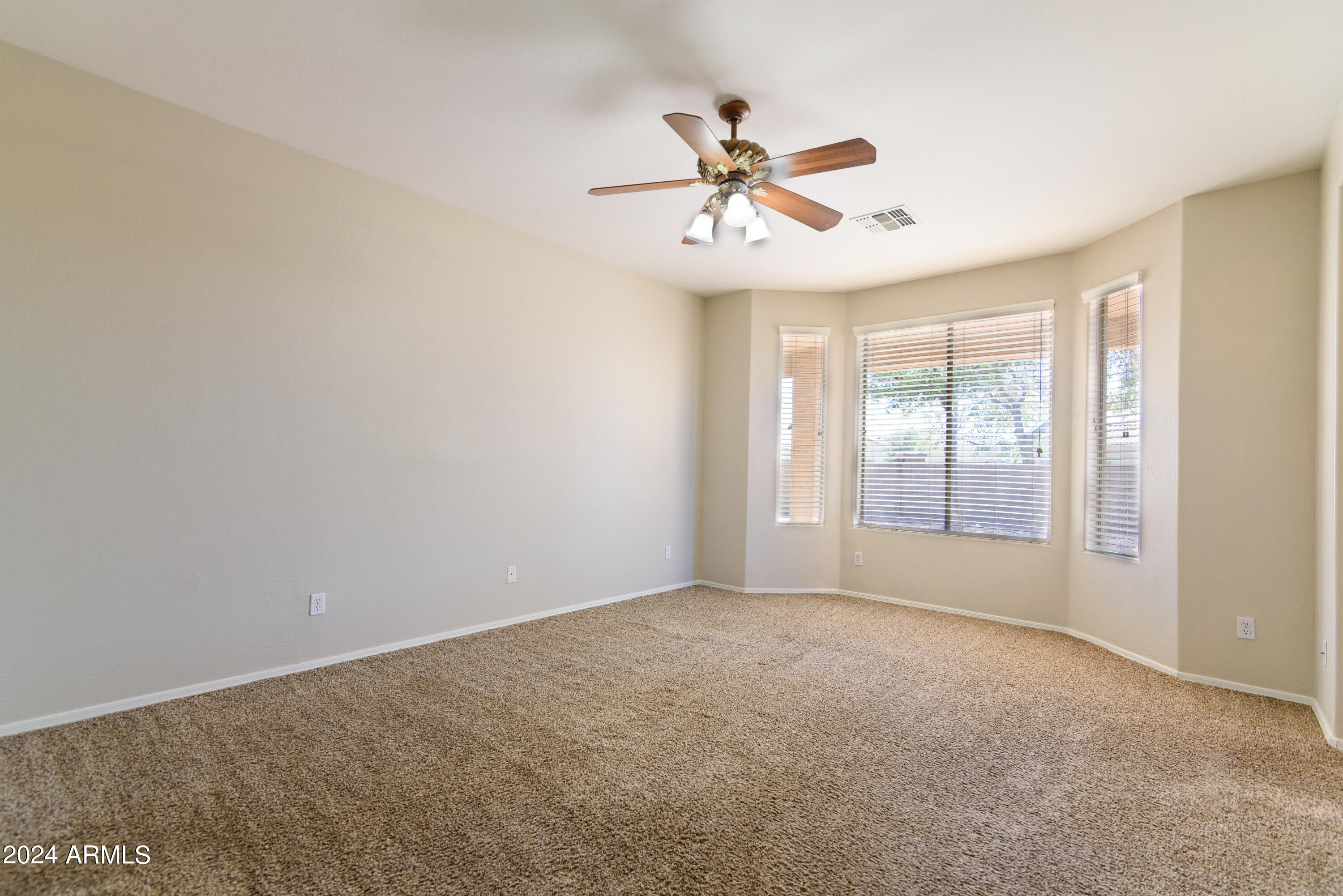 15467 West Redfield Road Surprise, AZ 85379 - Photo 18 of 28 18 Owners Bedroom
