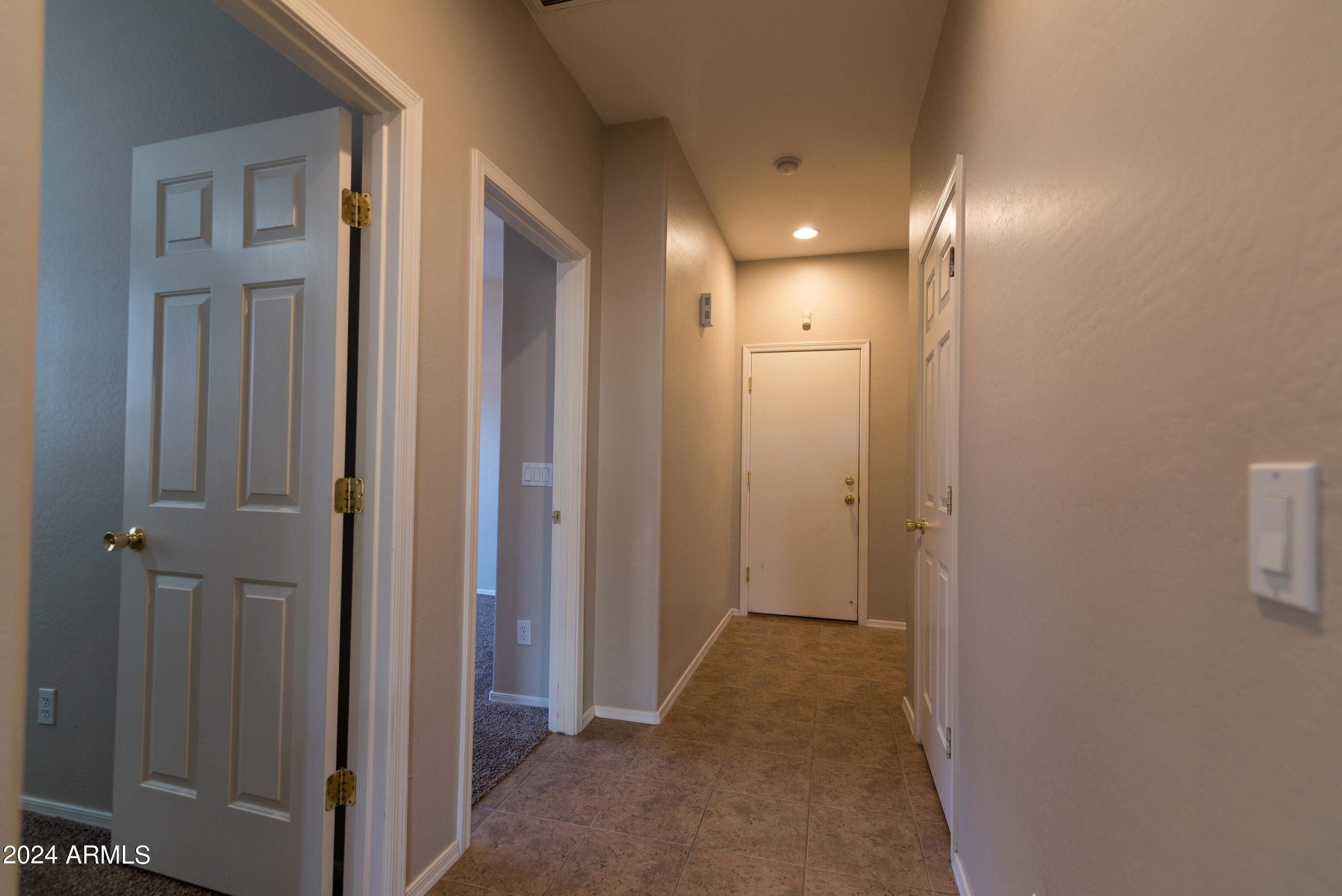 15467 West Redfield Road Surprise, AZ 85379 - Photo 21 of 28 21 Hallway