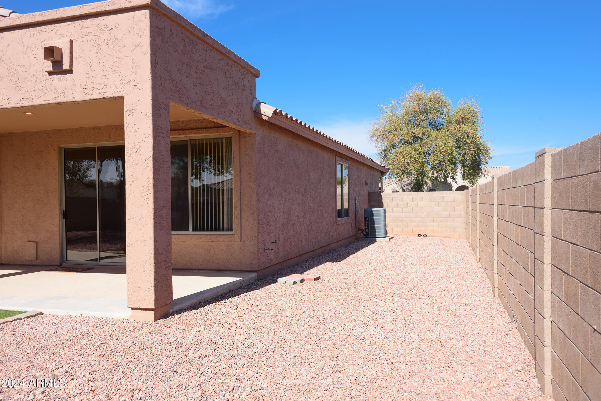 15467 West Redfield Road Surprise, AZ 85379 - Photo 28 of 28 28 East Side