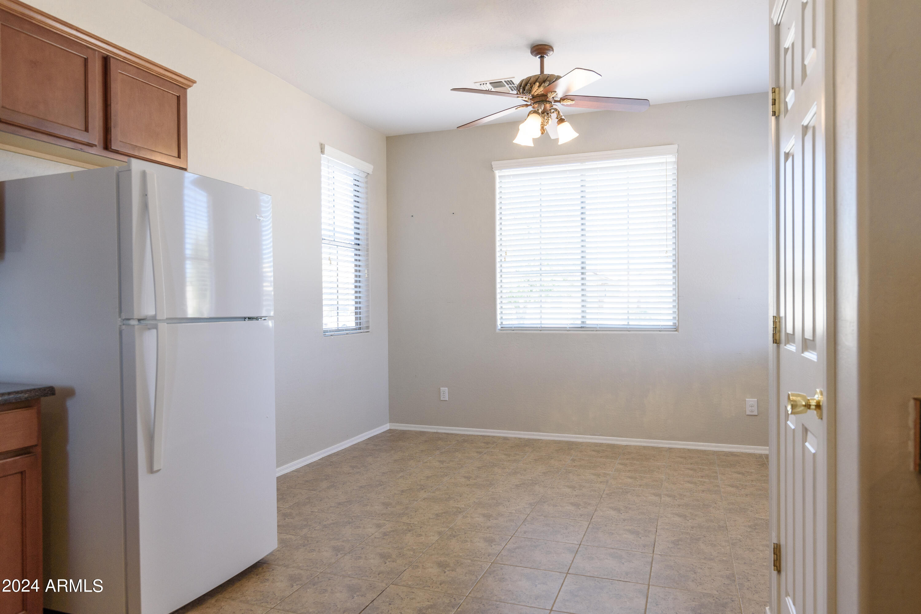 15467 West Redfield Road Surprise, AZ 85379 - Photo 5 of 28 5 Breakfast Nook
