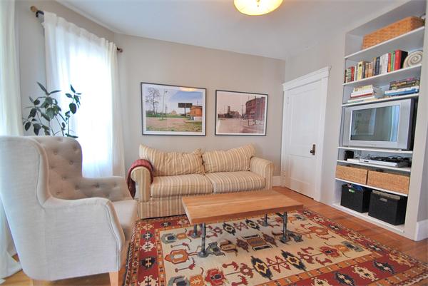 40 Parkton Road, Unit 2 Boston, MA 02130 - Photo 3 of 20 a living room with furniture and a rug
