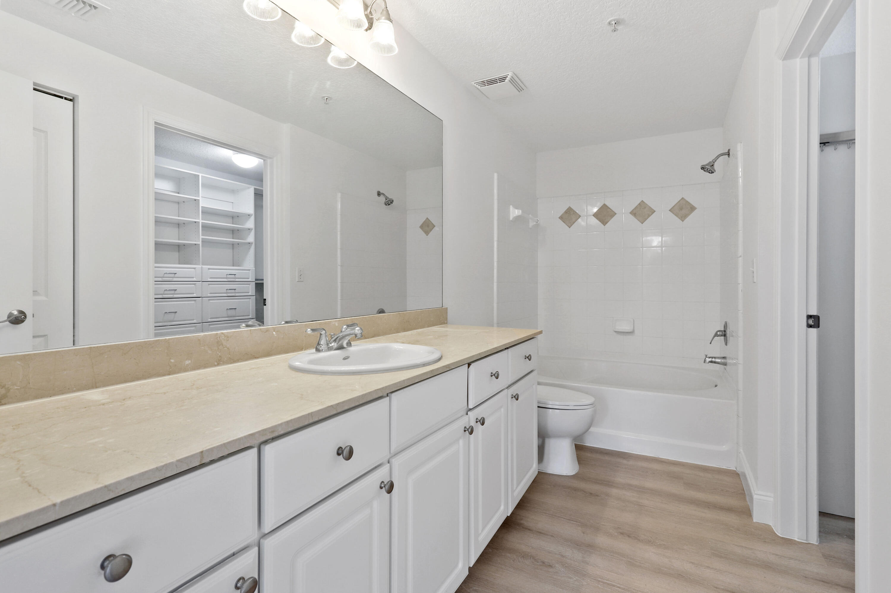 225 Murcia Drive, Unit 313 Jupiter, FL 33458 - Photo 17 of 39 225MurciaDr(20)