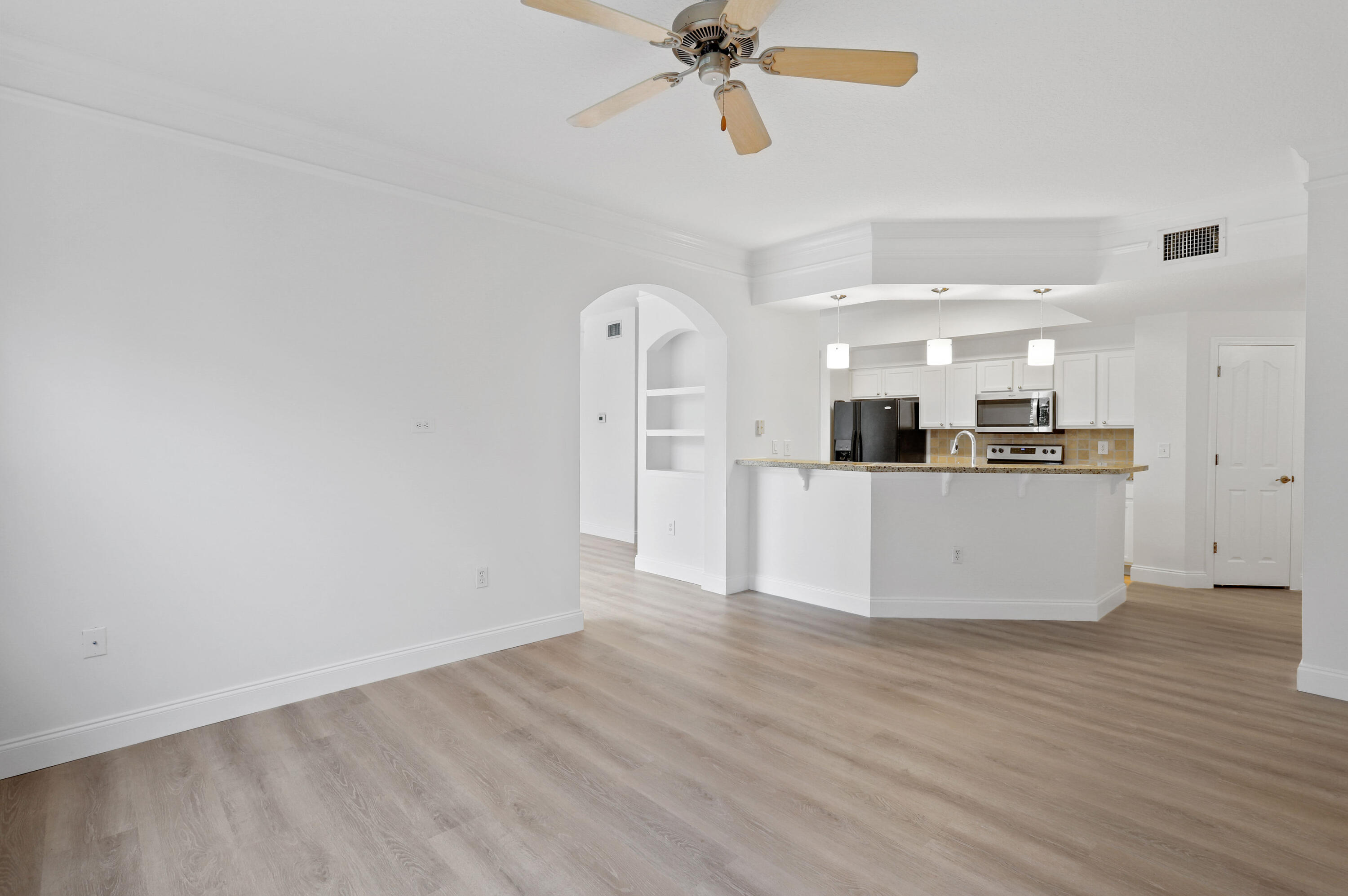 225 Murcia Drive, Unit 313 Jupiter, FL 33458 - Photo 2 of 39 225MurciaDr(5)