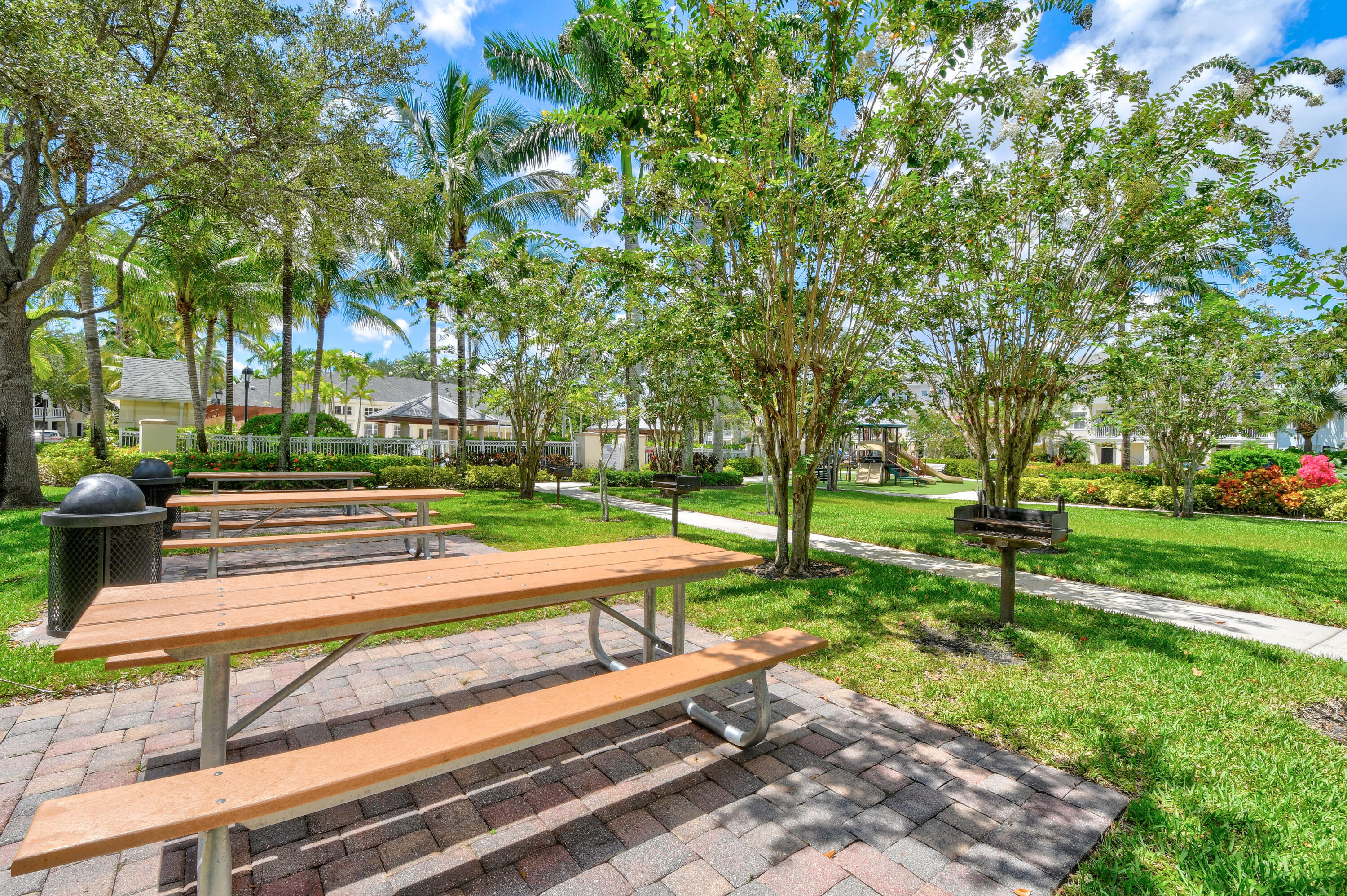 225 Murcia Drive, Unit 313 Jupiter, FL 33458 - Photo 33 of 39 Somerset-Abacoa(12)
