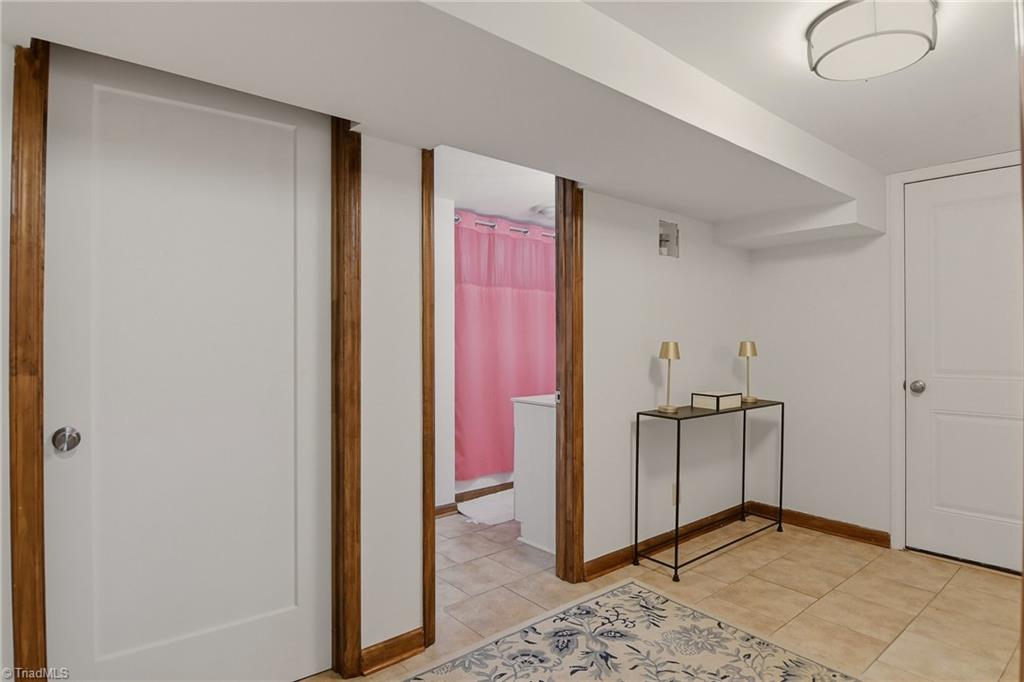 1117 Huntingdon Road Winston-Salem, NC 27104 - Photo 40 of 50
