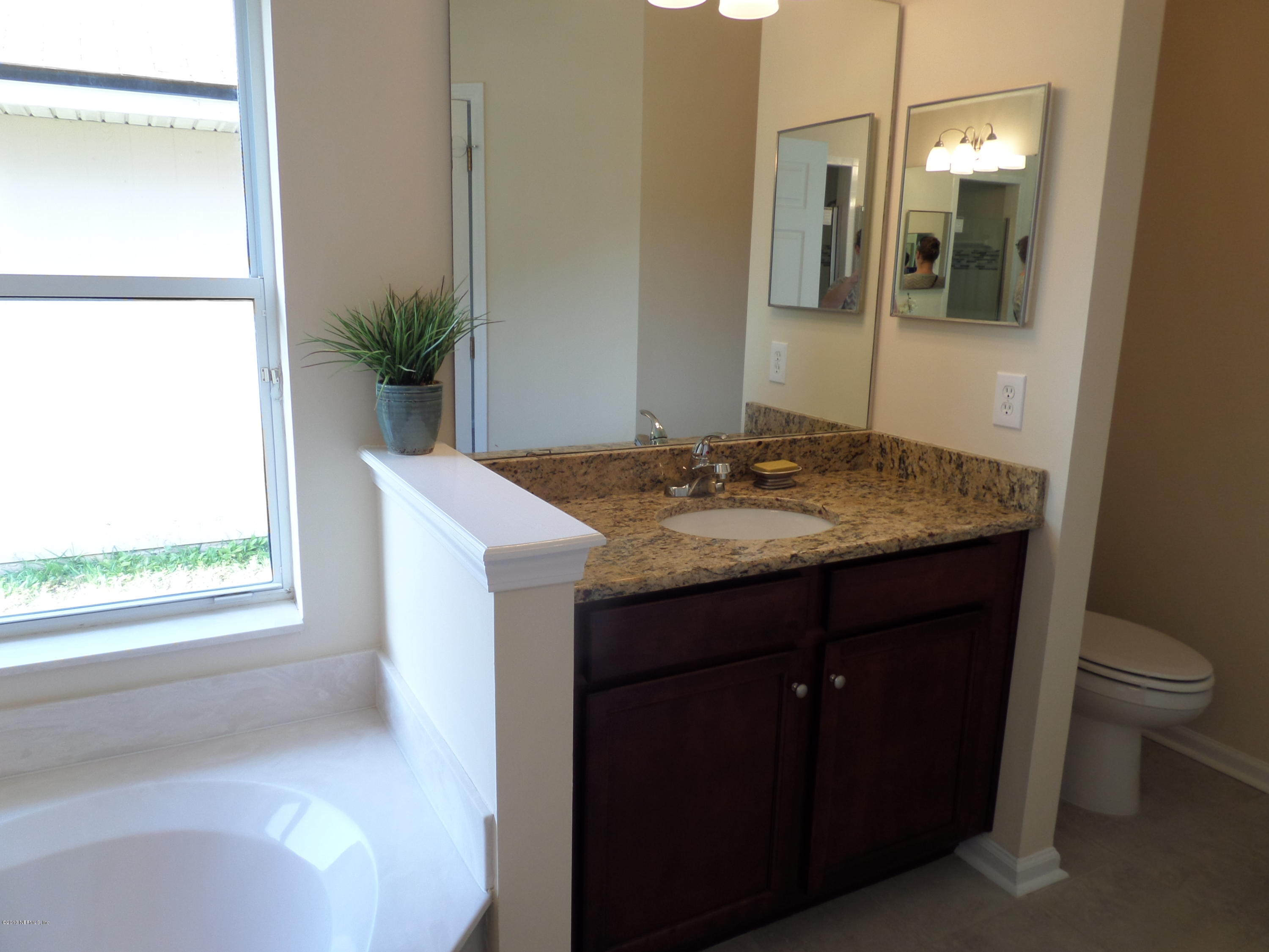 6337 Duclay Road Jacksonville, FL 32244 - Photo 12 of 34 019