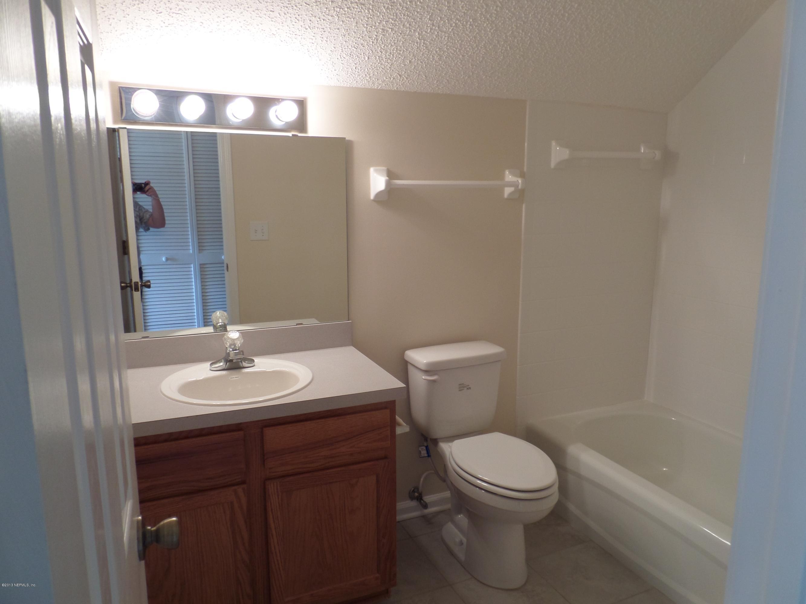 6337 Duclay Road Jacksonville, FL 32244 - Photo 22 of 34 028